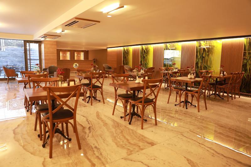 Radar Hotel Istanbul Bagian luar foto