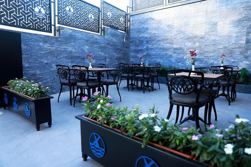 Radar Hotel Istanbul Bagian luar foto