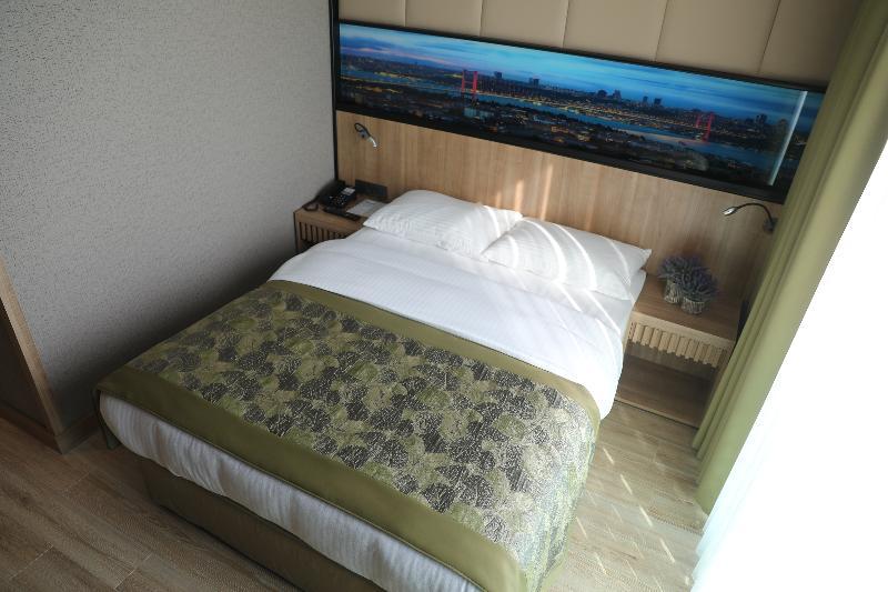 Radar Hotel Istanbul Bagian luar foto